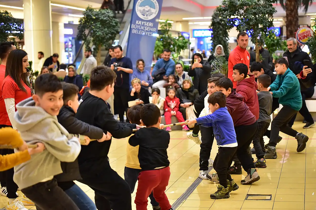 Spor AŞ'nin, AVM günleri