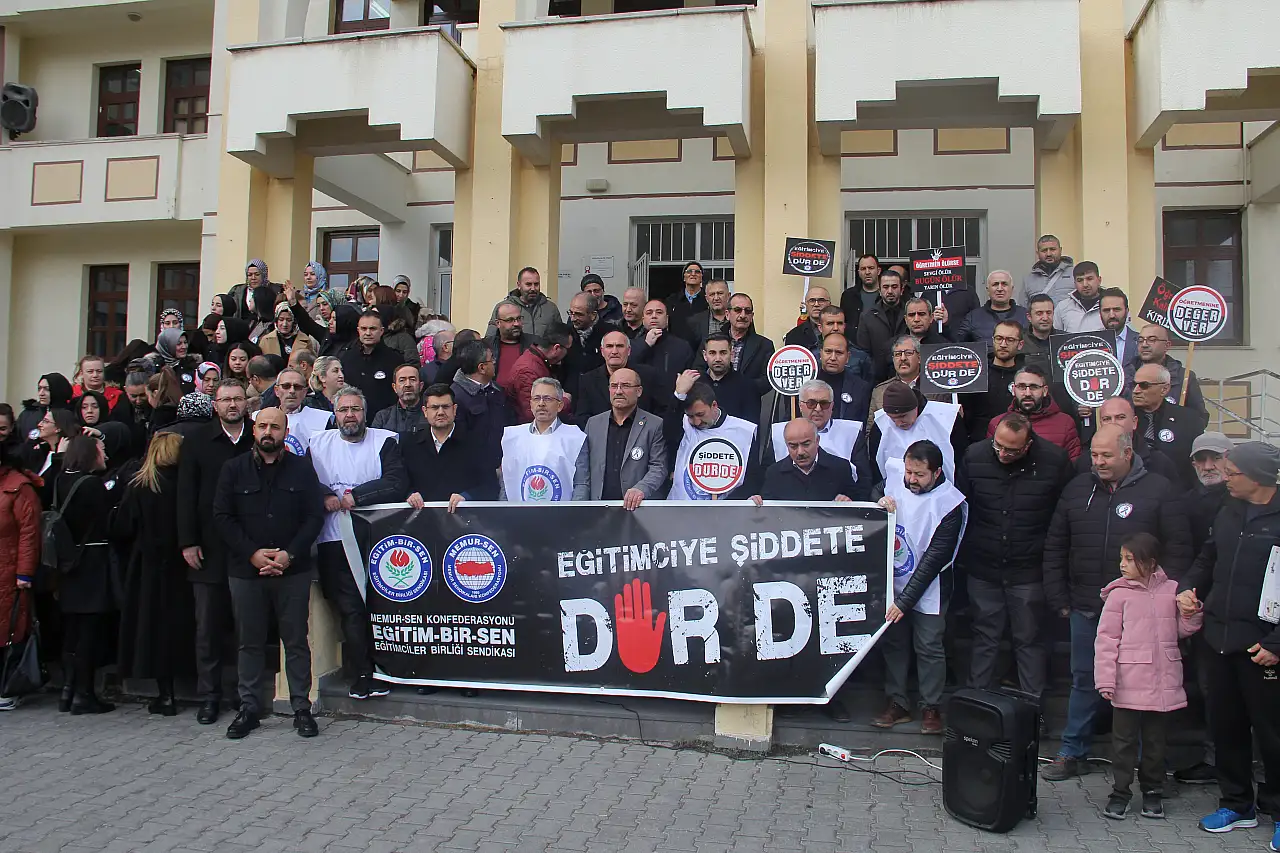 Öğretmenler şiddete karşı tek ses oldu