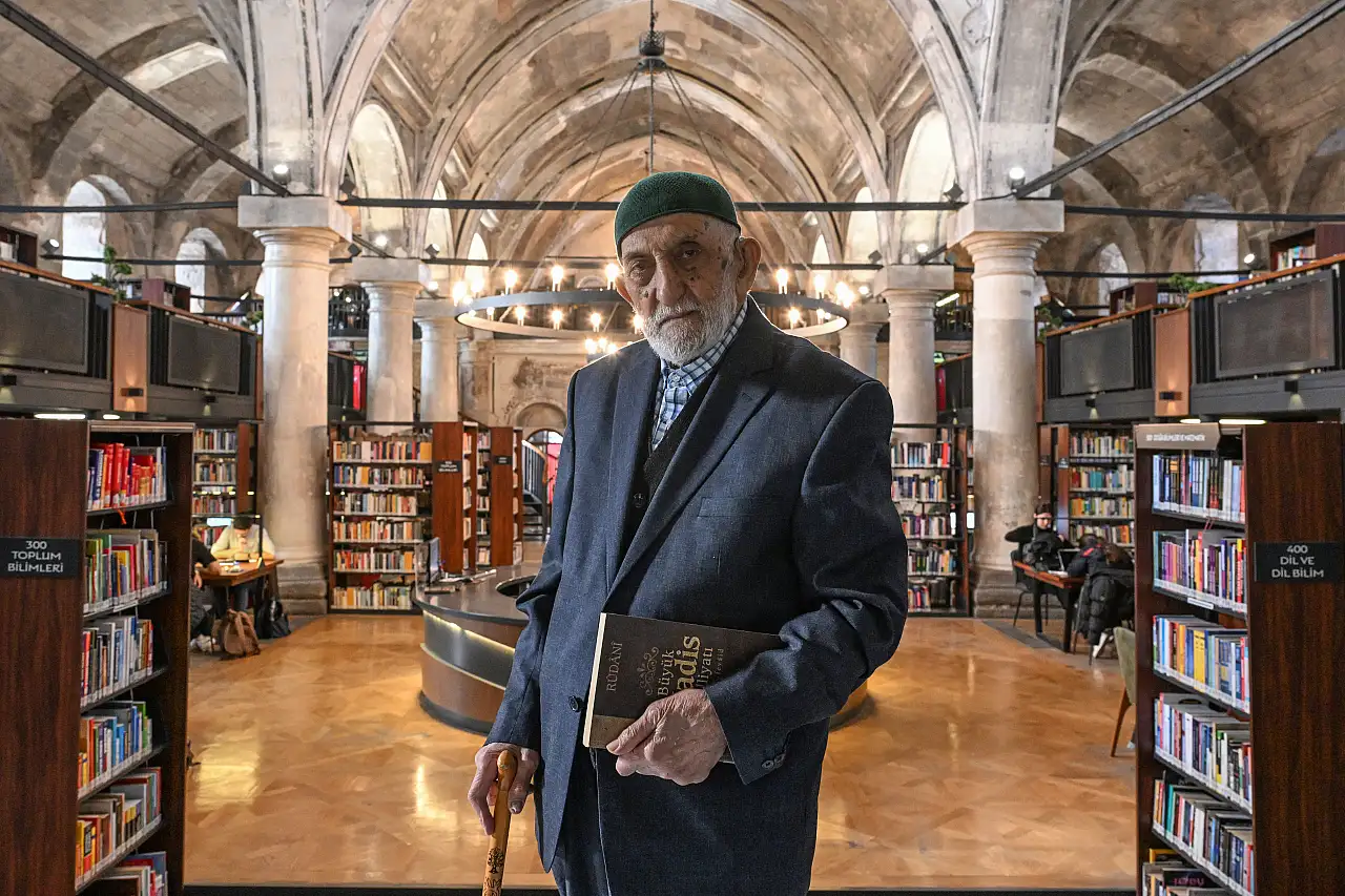 94 yaşındaki Halil Dede'nin vazgeçemediği tutkusu