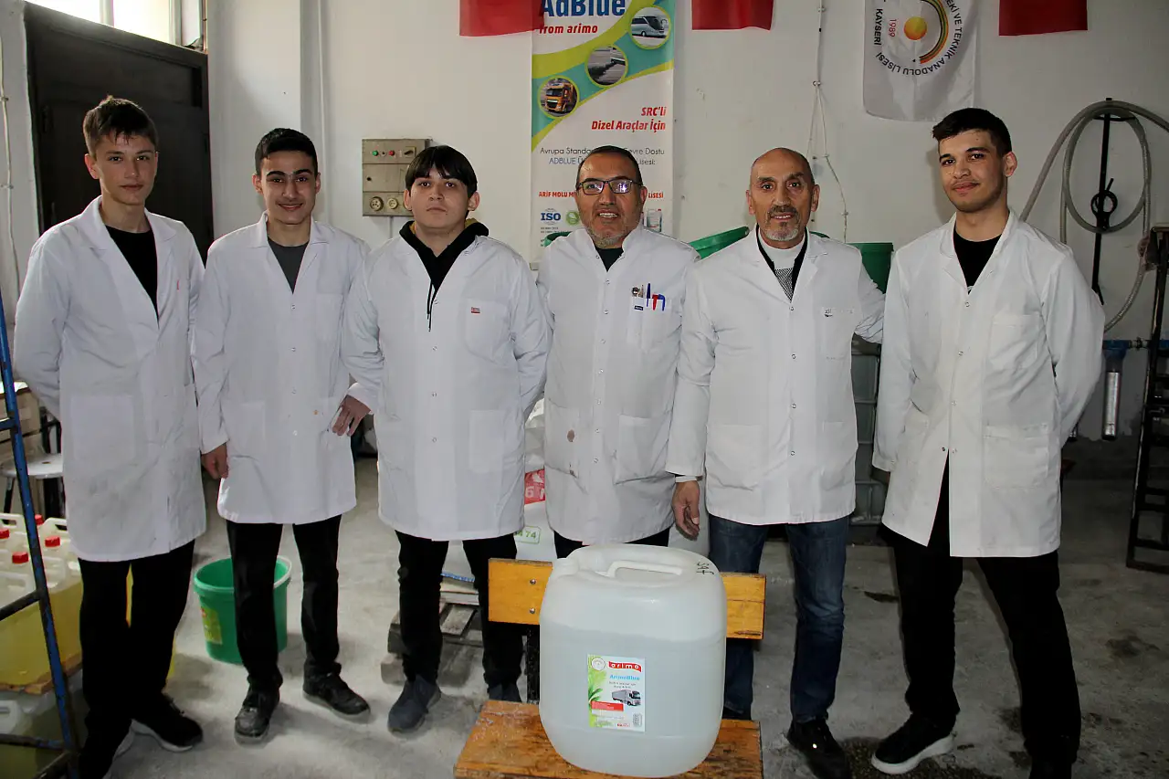 Öğrencilerden 5 yılda 141 milyon lira ciro