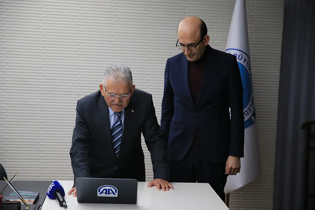 Başkan Büyükkılıç oy kullandı