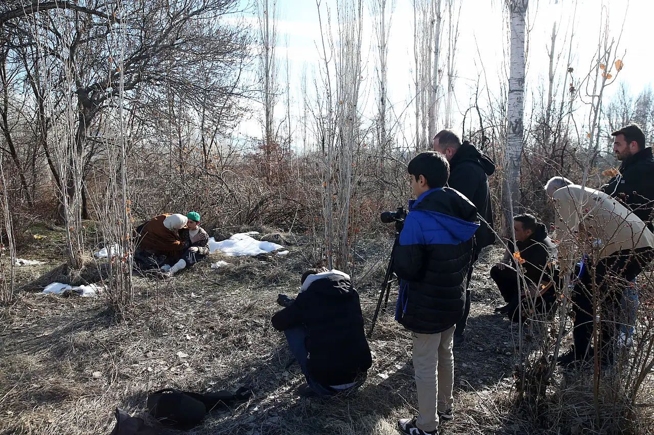 Develi'de bakın kimin filmi çekiliyor: Gardiyan senarist, çalgıcı yönetmen