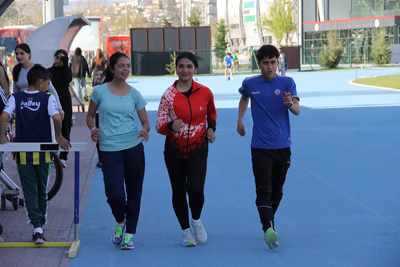 Kayserili Sinem, Avrupa'da Türkiye'yi temsil edecek