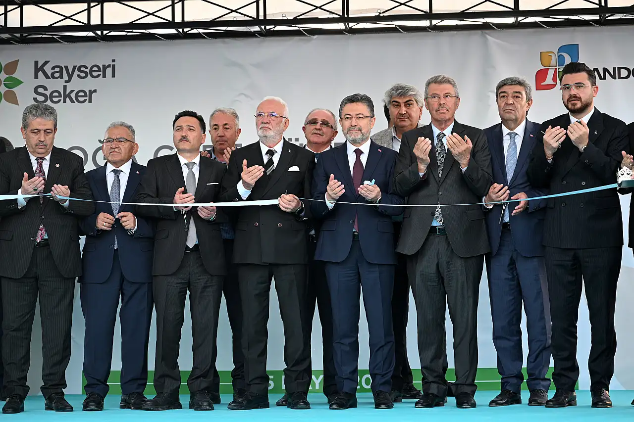 90 milyonluk yatırımının kurdelesini Bakan Yumaklı kesti