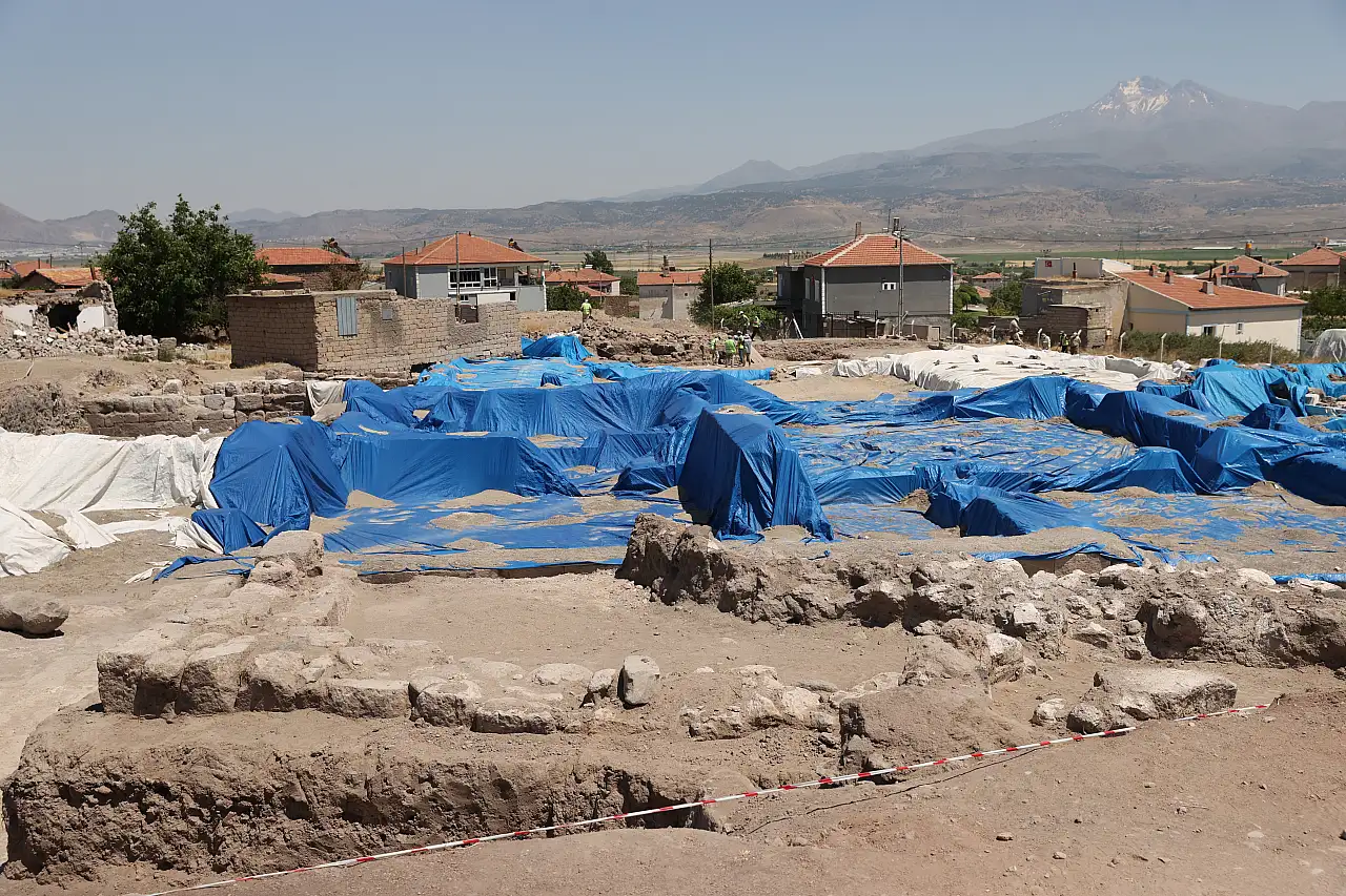 Kayseri'de tarih gün yüzüne çıkıyor