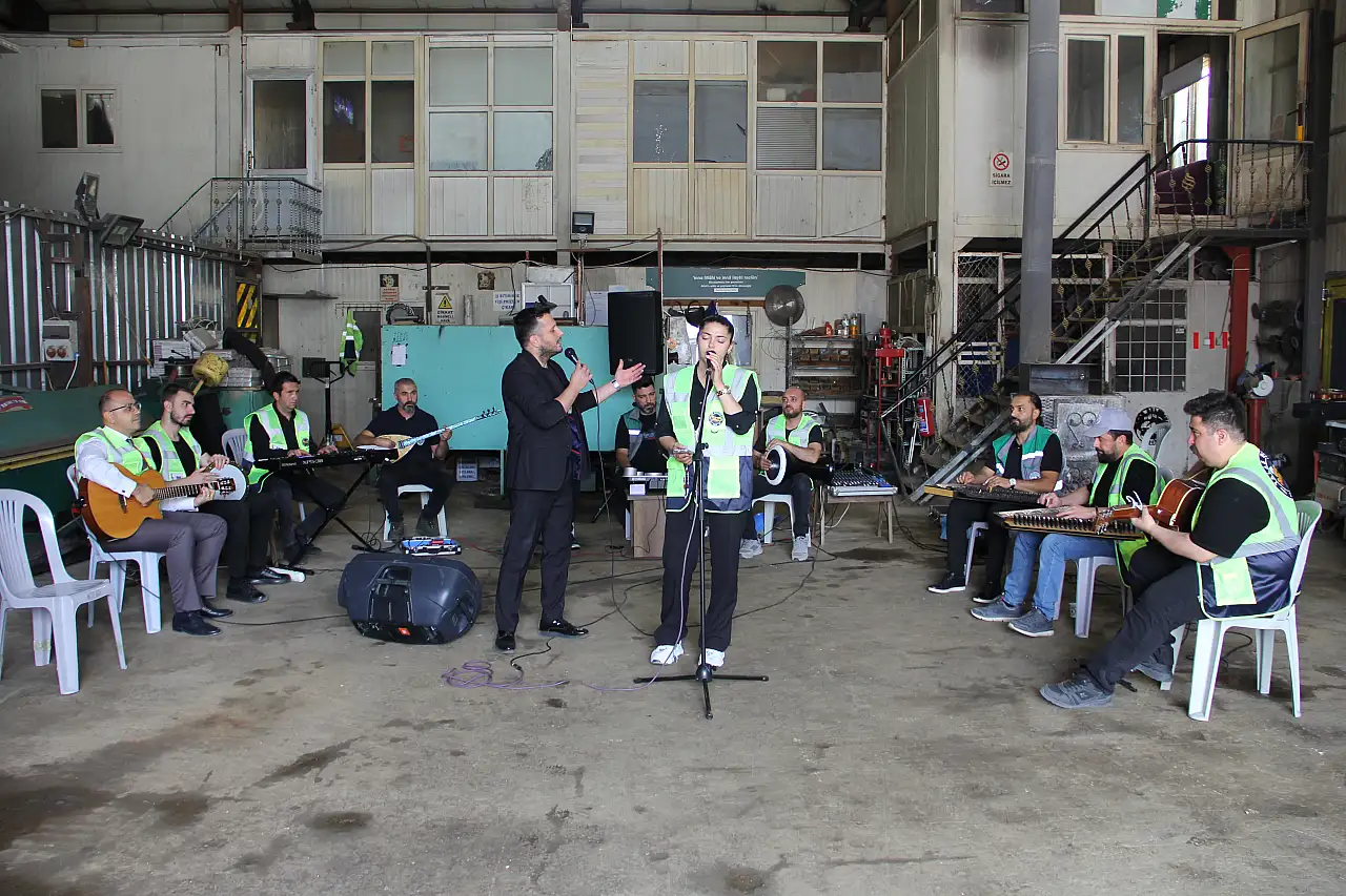 Talas Belediyesi çalışanları sahnede! Gündüz mesai, akşam prova