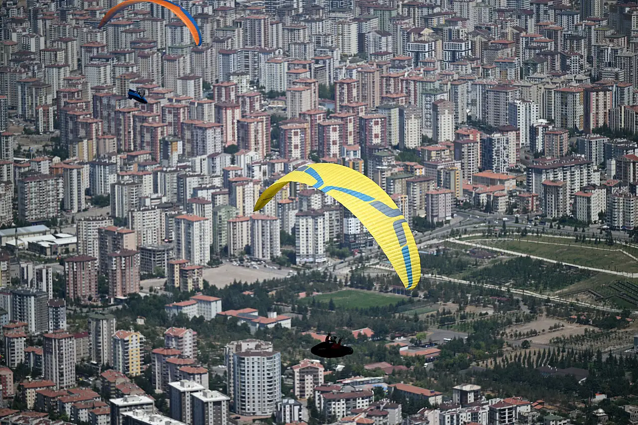 8 ülkeden 120 sporcu Tomarza ve Pınarbaşı üzerinde süzülecekler!