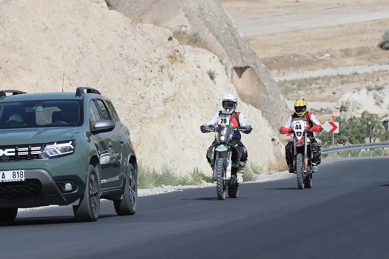 Kapadokya'da ralli heyecanı
