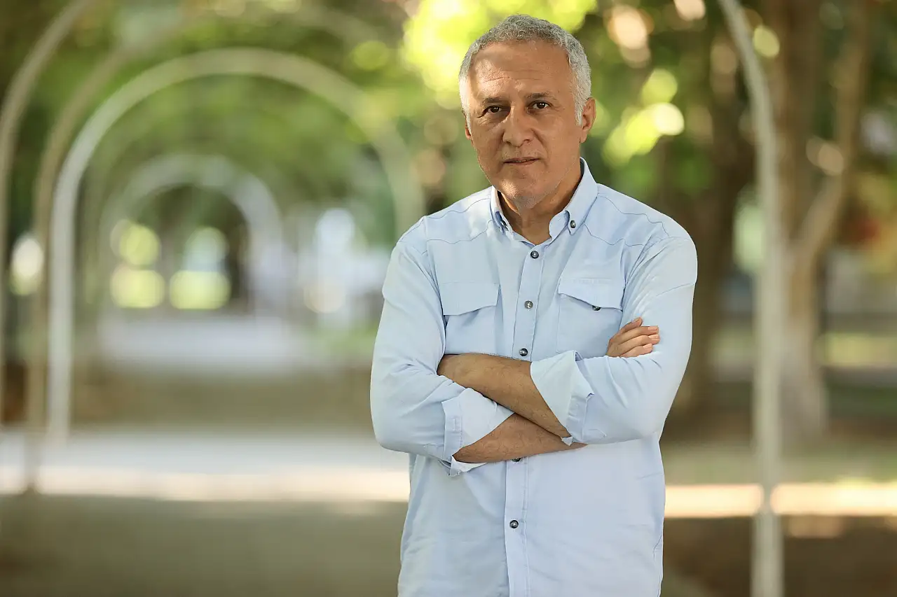 Başkan Şahin'den dolandırıcılık uyarısı: Onların gözü sizin cebinizde, paranızda