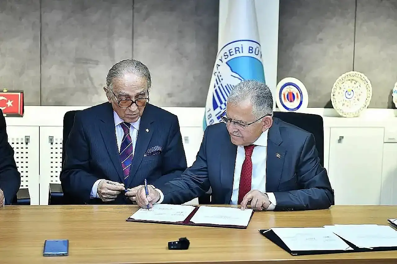 Başkan Büyükkılıç, 'Çıkış yolu arıyoruz' demişti! Kayseri'de tartışmalı '700 milyonluk camii' ile ilgili yeni gelişme! O isim yine ortaya çıktı