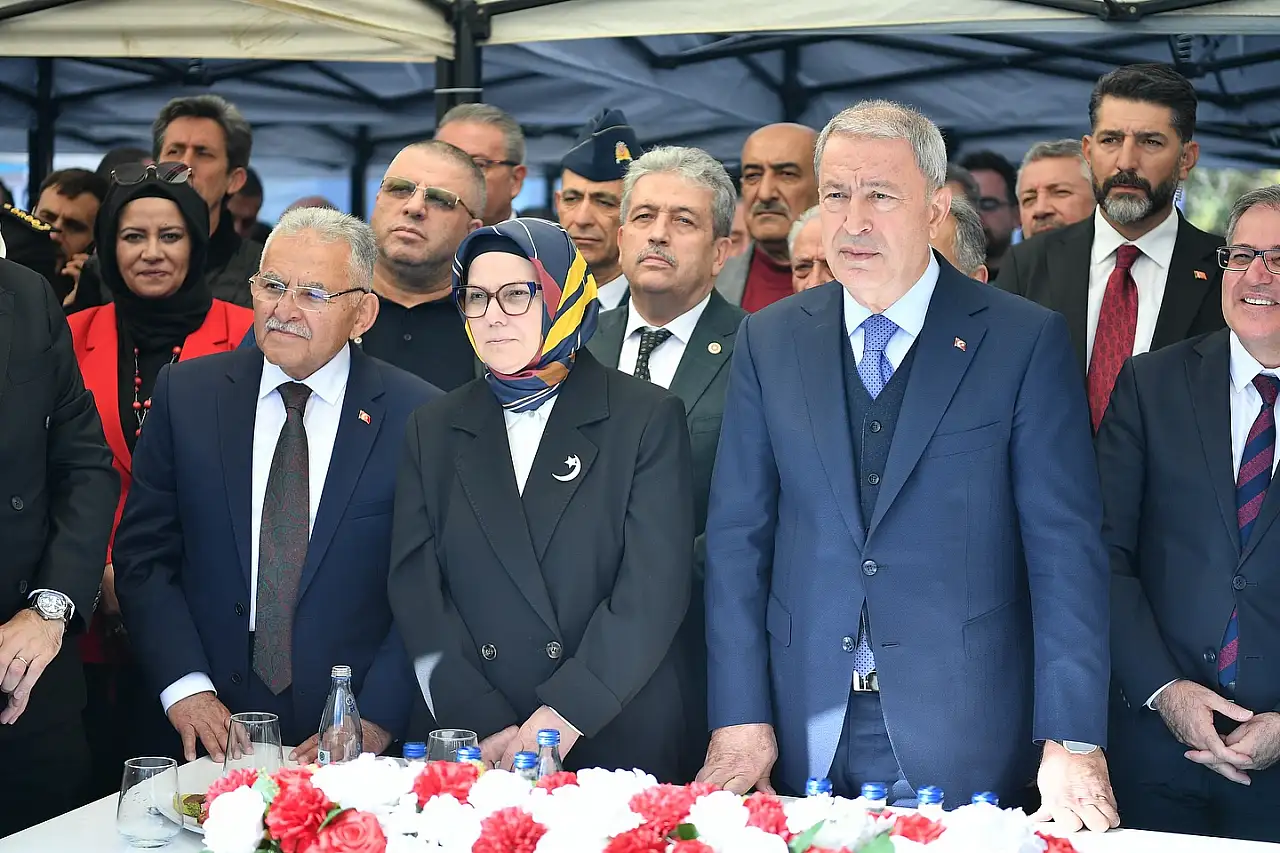 Milletvekili Akar resmi törenlere neden katılmıyor?