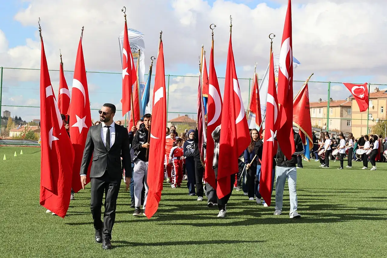 Bünyan ve Tomarza'da Cumhuriyet coşkusu