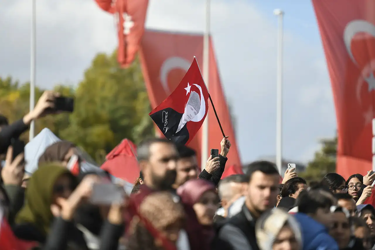 Hiç merak ettiniz mi? Atatürk döneminde Kayseri'de Cumhuriyet Bayramı bakın nerelerde, nasıl kutlanıyormuş!
