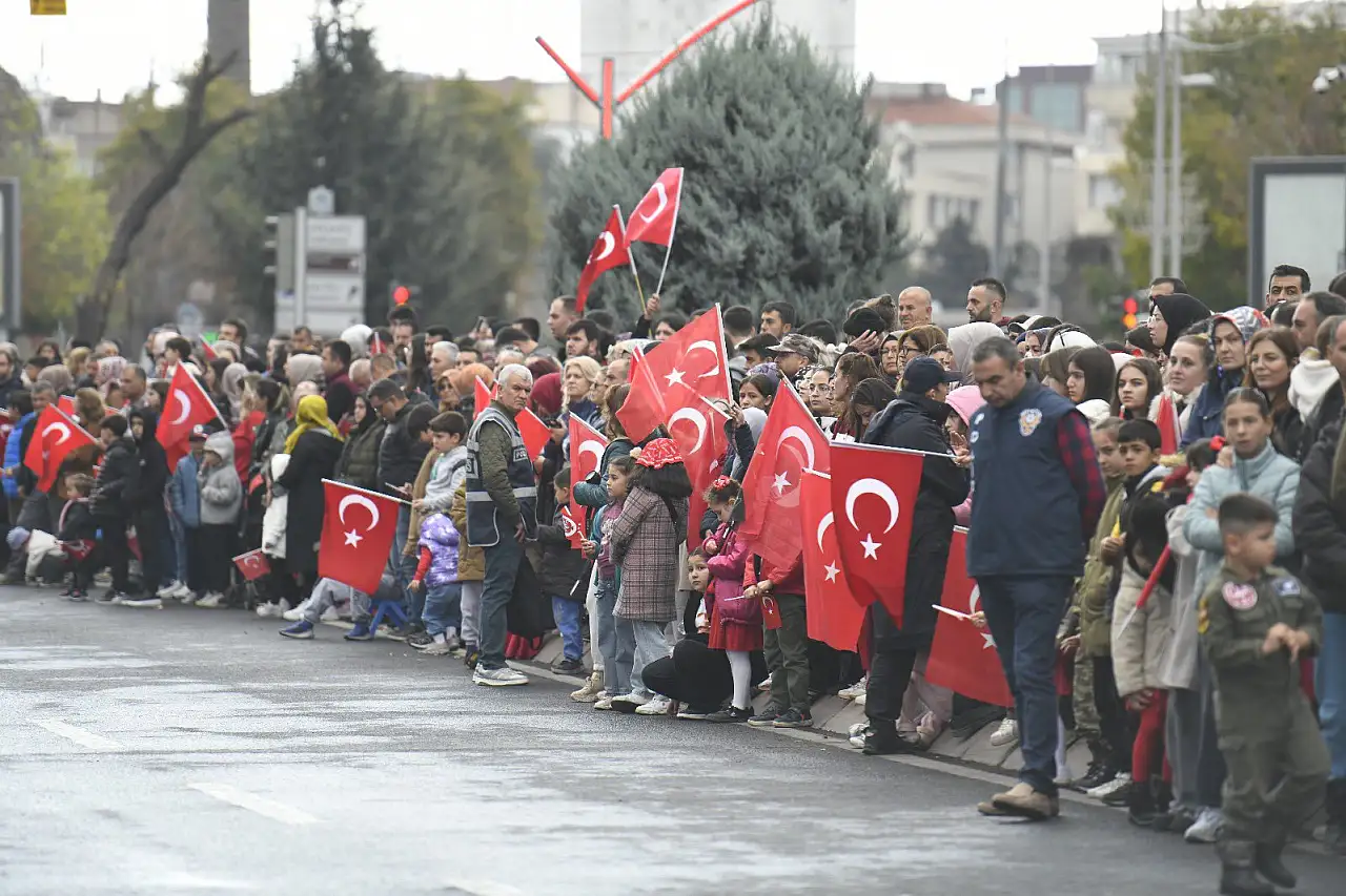 Belki de bunu ilk kez duyacaksınız! Kayseri'ye her bayram bakın kim geliyormuş