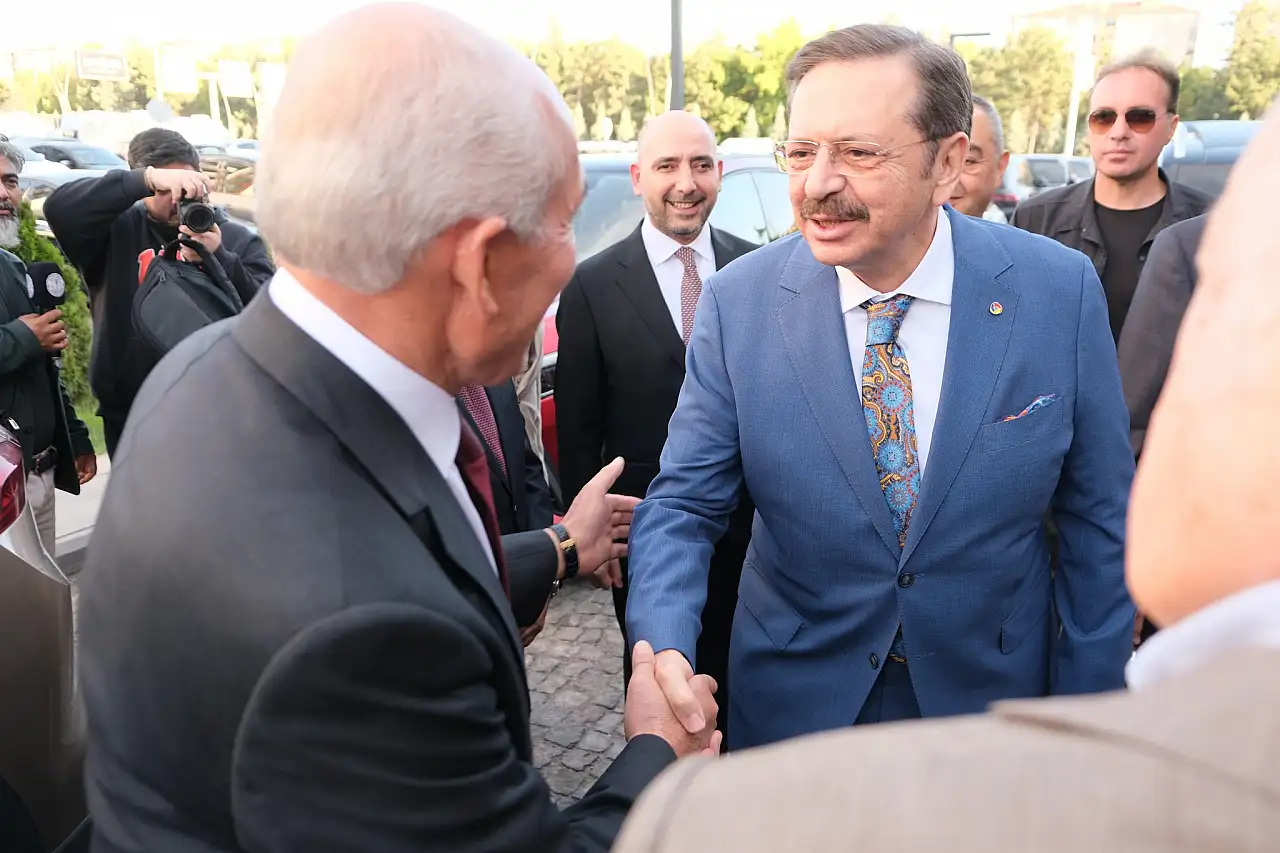 Kayseri'de o araçların sayısı 1000'i geçti! Ama hala bakım ve onarımları kentte yapılamıyor! Başkan yetkililere acil çağrı yaptı