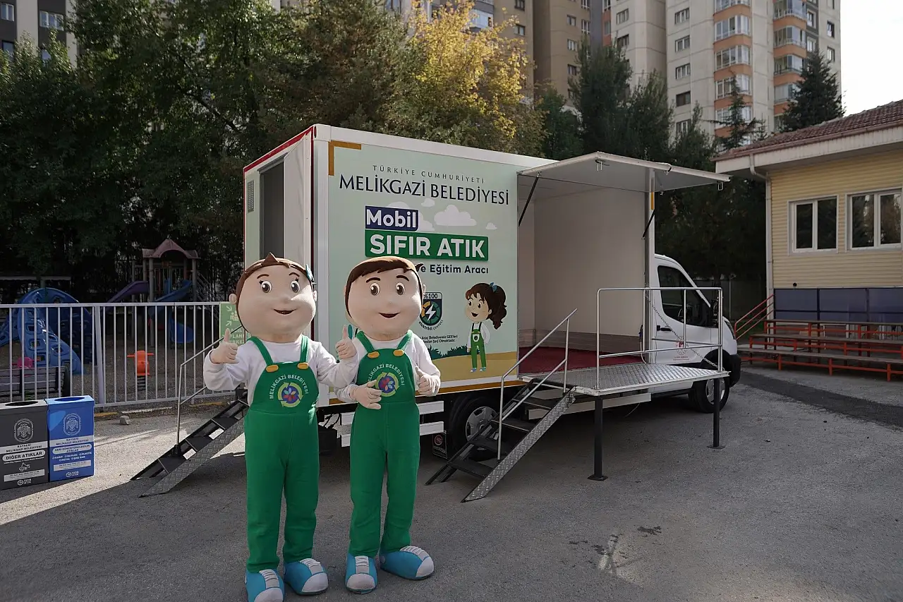 Kayseri'de bu araç şehrin dört bir yanını geziyor!