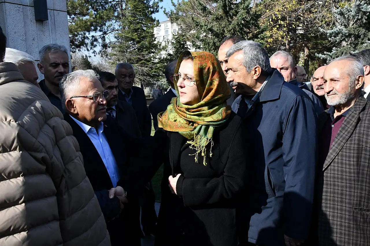 Başkan Büyükkılıç'ın ağabeyi son yolculuğuna uğurlandı