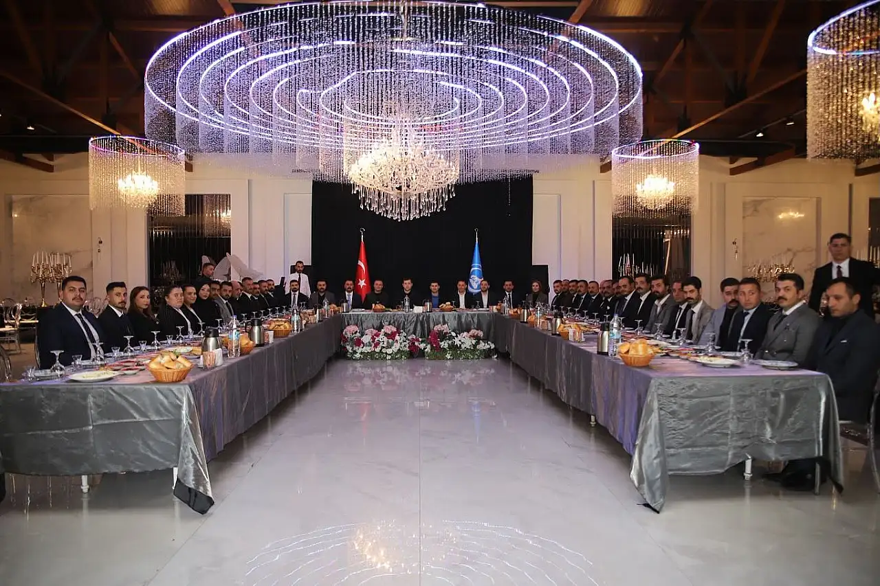 Kayseri'de kanoya binen ünlü ismi tanıdınız mı?