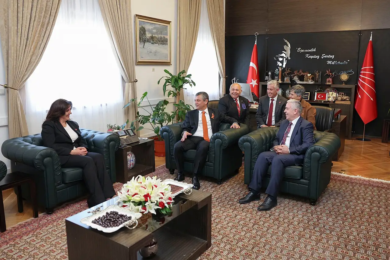CHP Kayseri heyetinden Genel Başkan Özgür Özel'e ziyaret