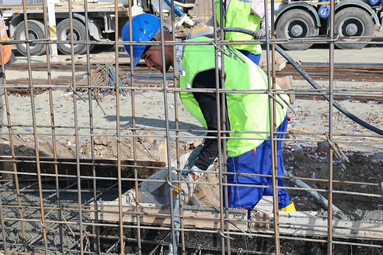 Kayseri'de yeni fabrikanın temeli atıldı