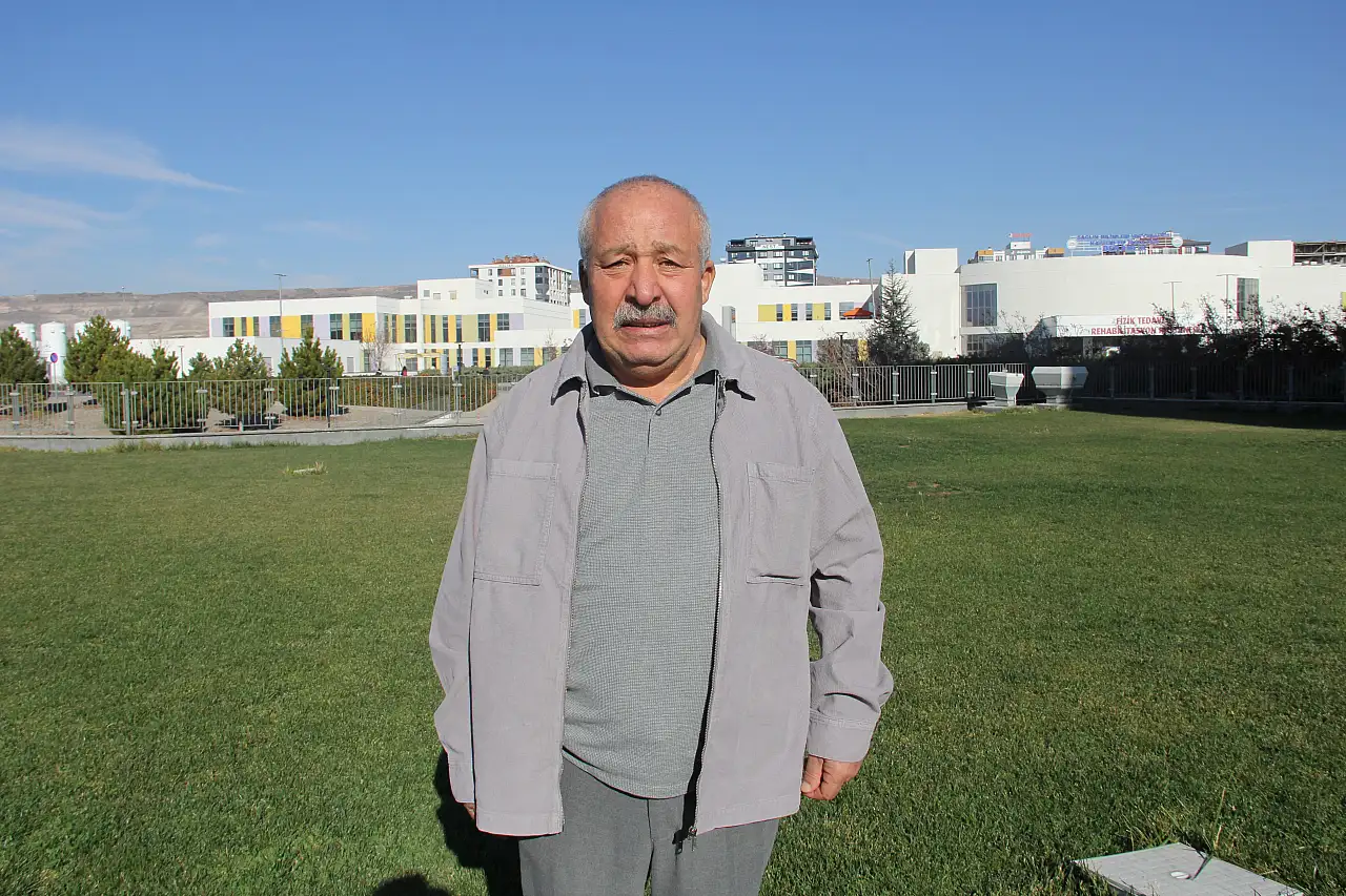 Kayseri'de tek akciğer ile hayatına devam ediyor: 52 sene sigara içtim, içtiğime de pişmanım!