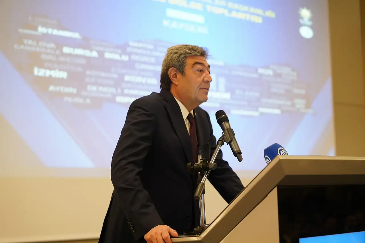 Bakanlar gelmedi ama yardımcılarını gönderdi! AK Partili isimler Ankara'dan Kayseri'ye çıkarma yaptı