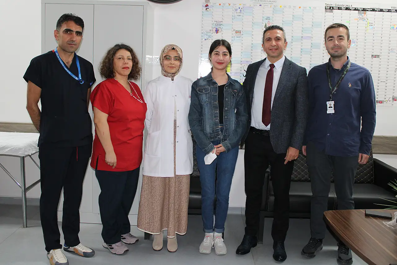 Şırnak'tan Kayseri'ye gelen 18 yaşındaki genç kız annesinin böbreği ile hayata tutundu!