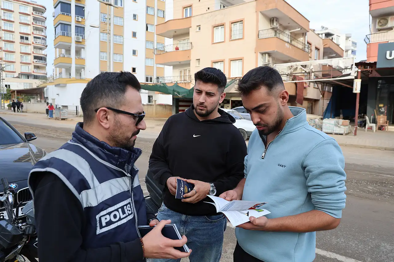 Adana'da kadınlar bir kez daha bilgilendirildi! KADES uygulaması tanıtıldı