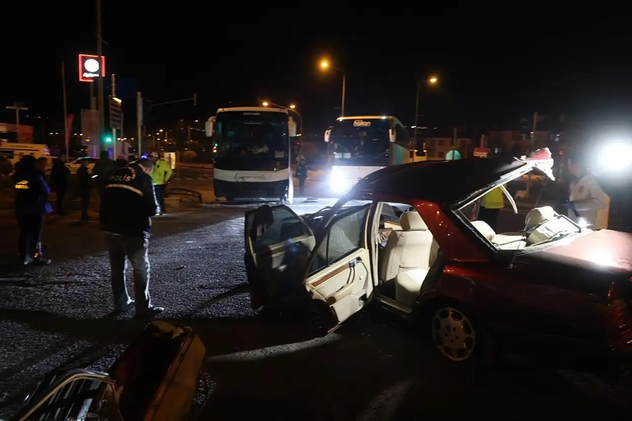İki üniversite öğrencisi hayatını kaybetti