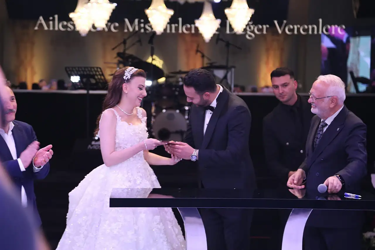 Kayseri protokolü bu düğüne akın etti