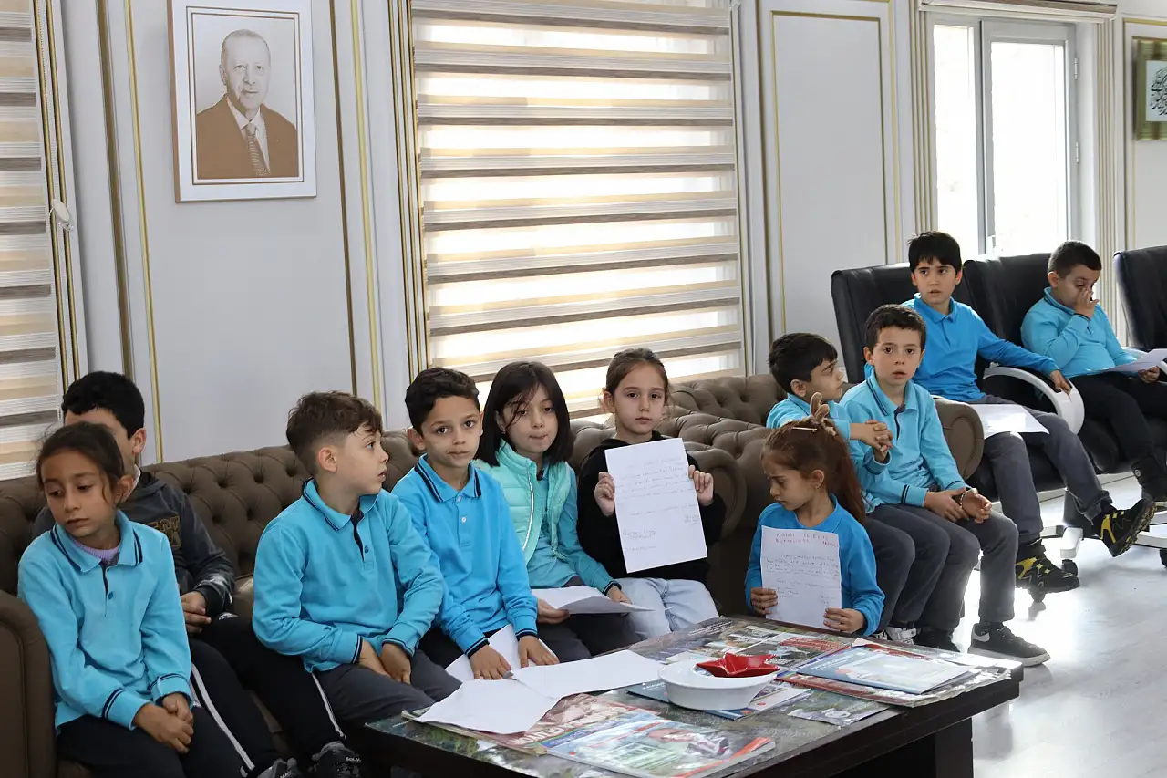 Kayseri'de çocuklar Belediye Başkanına dilekçeyle başvurdu ve bakın ne istedi?