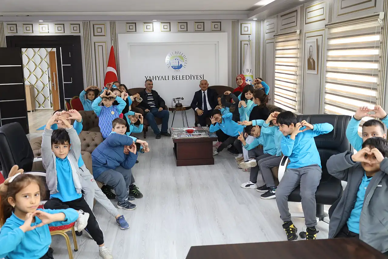 Kayseri'de çocuklar Belediye Başkanına dilekçeyle başvurdu ve bakın ne istedi?