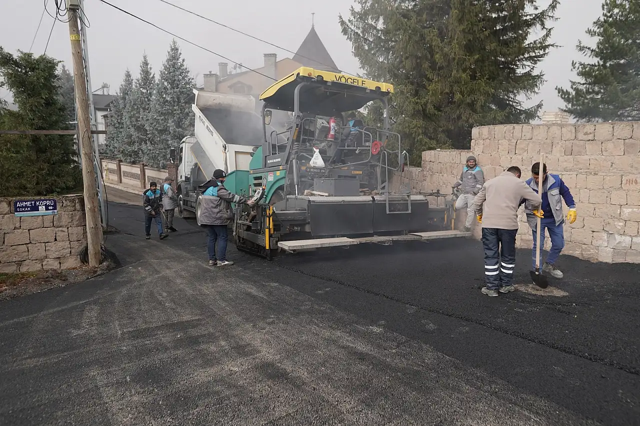 Kayseri'nin o ilçesinde yollar daha konforlu hale geldi!
