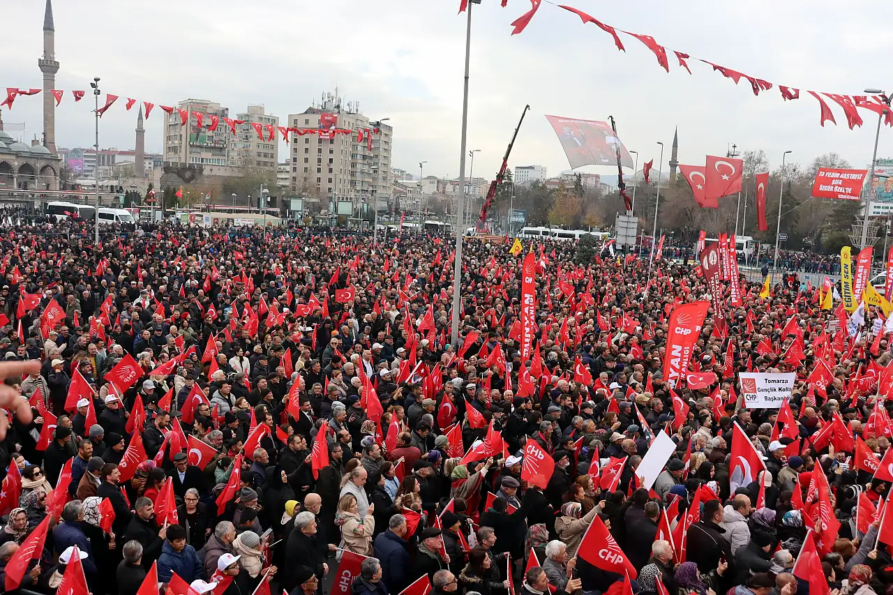 Özel: Asgari ücret AK Parti öncesi 7 çeyrek altın alıyordu, şimdi 2 çeyrek altın alıyor