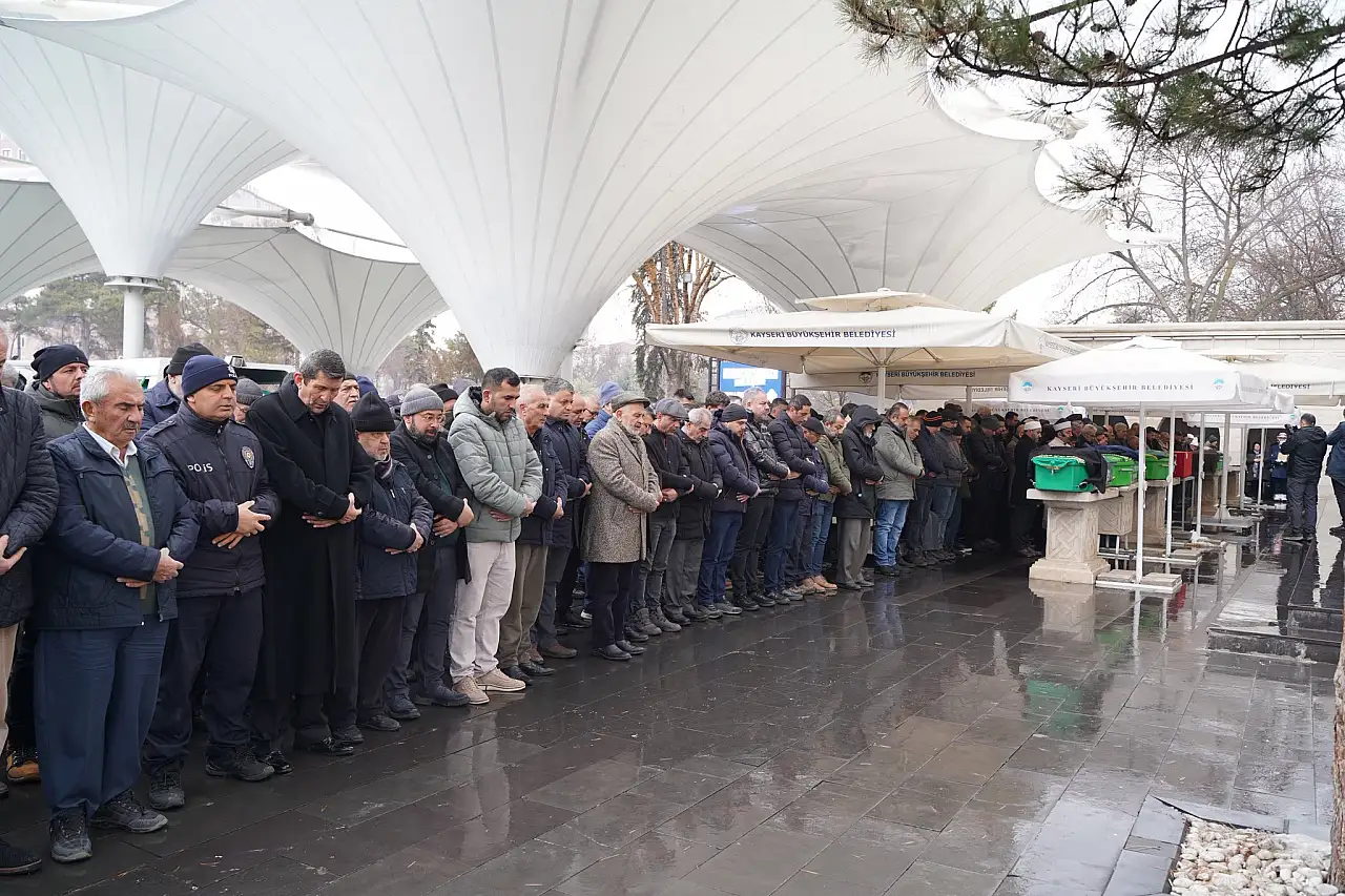 Trafik kazasında hayatını kaybeden Başkan son yolculuğuna uğurlandı