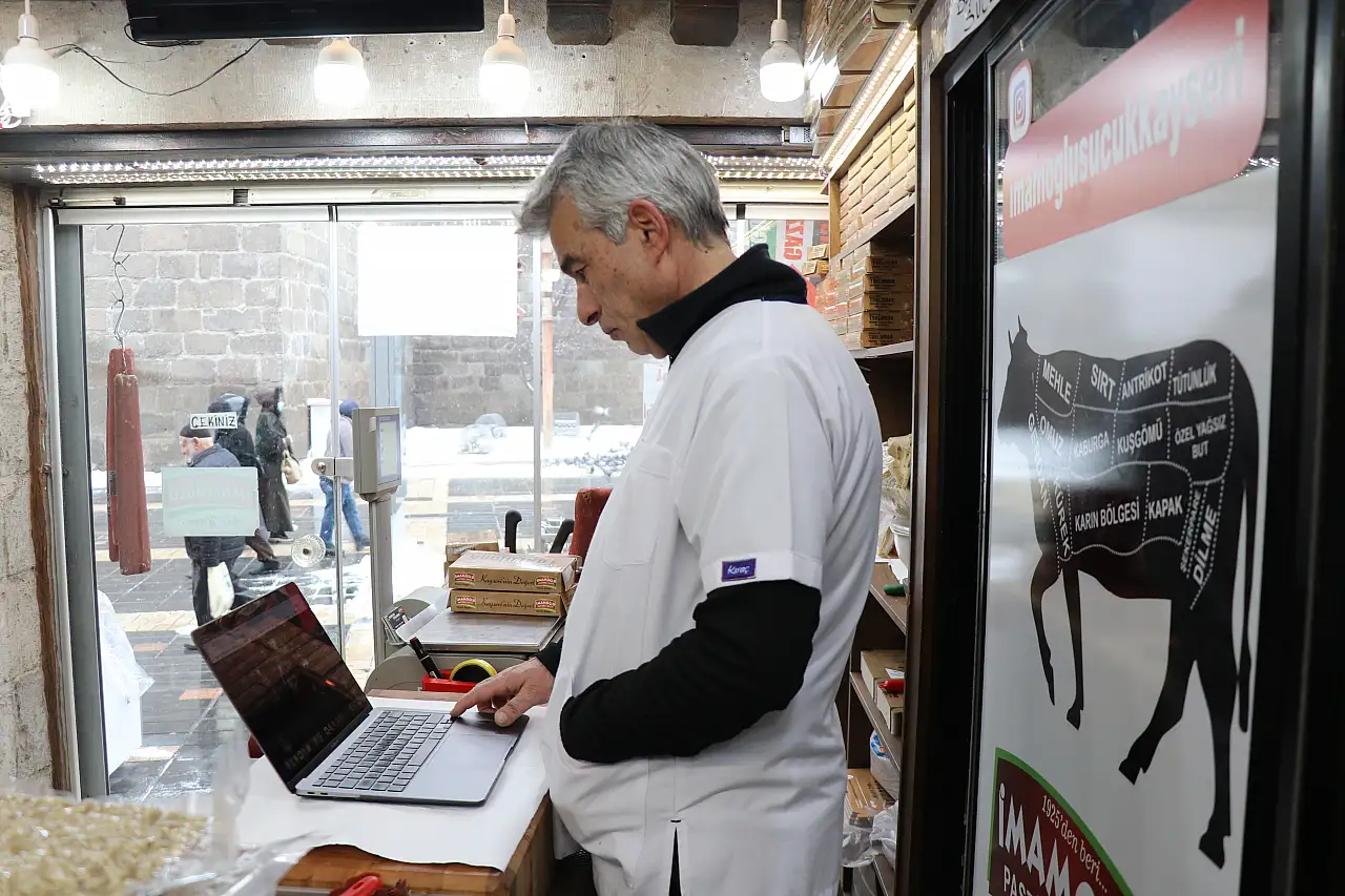 Kayseri esnafı 2025'in en iyi fotoğraflarını seçti