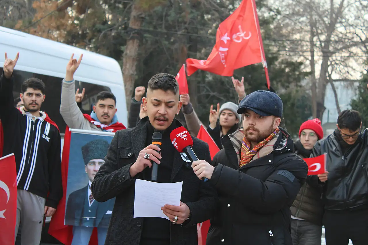 Türk Bayrağı'na yapılan saldırıya Kayseri'den sert tepki!