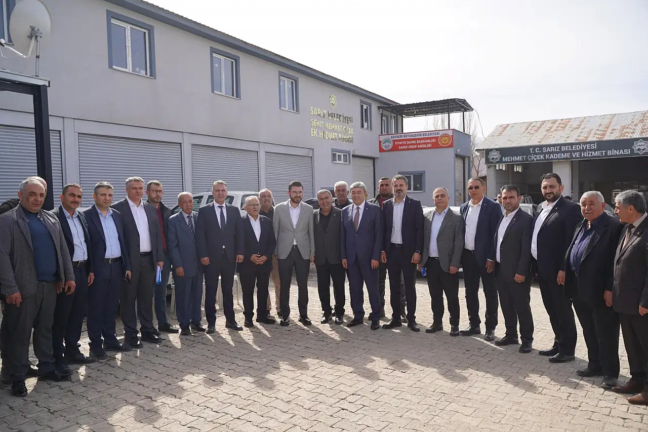 Başkan Büyükkılıç'tan ilçelere 104 ziyaret