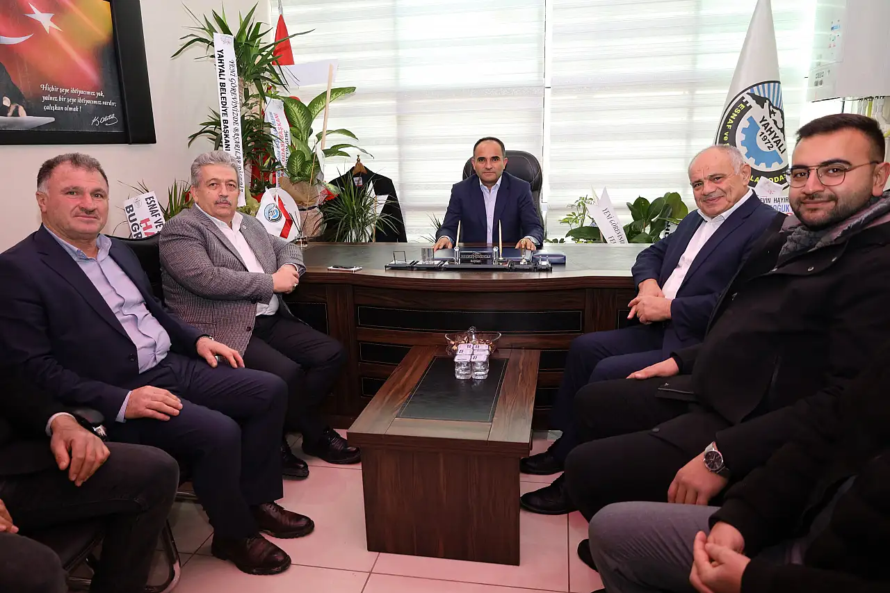 Yahyalı'da yoğun mesai: Hem Bakanlık hibesi hem yeni projeler...