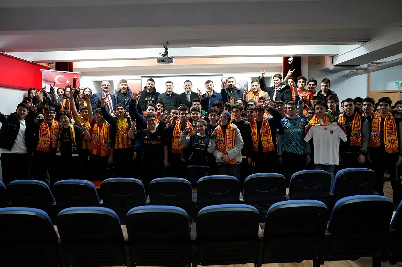 Kayserisporlu futbolculardan gençlere hayati uyarı