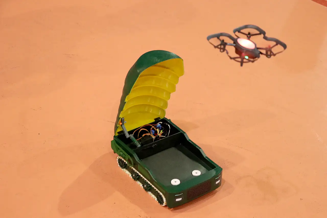 Tırtıl gibiyürüyor, kelebek gibi uçuyor! İşte gençlerin icadı