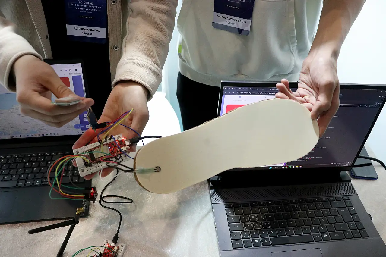 Kaybolan insanlardan ilham aldılar hayat kurtaran proje ürettiler