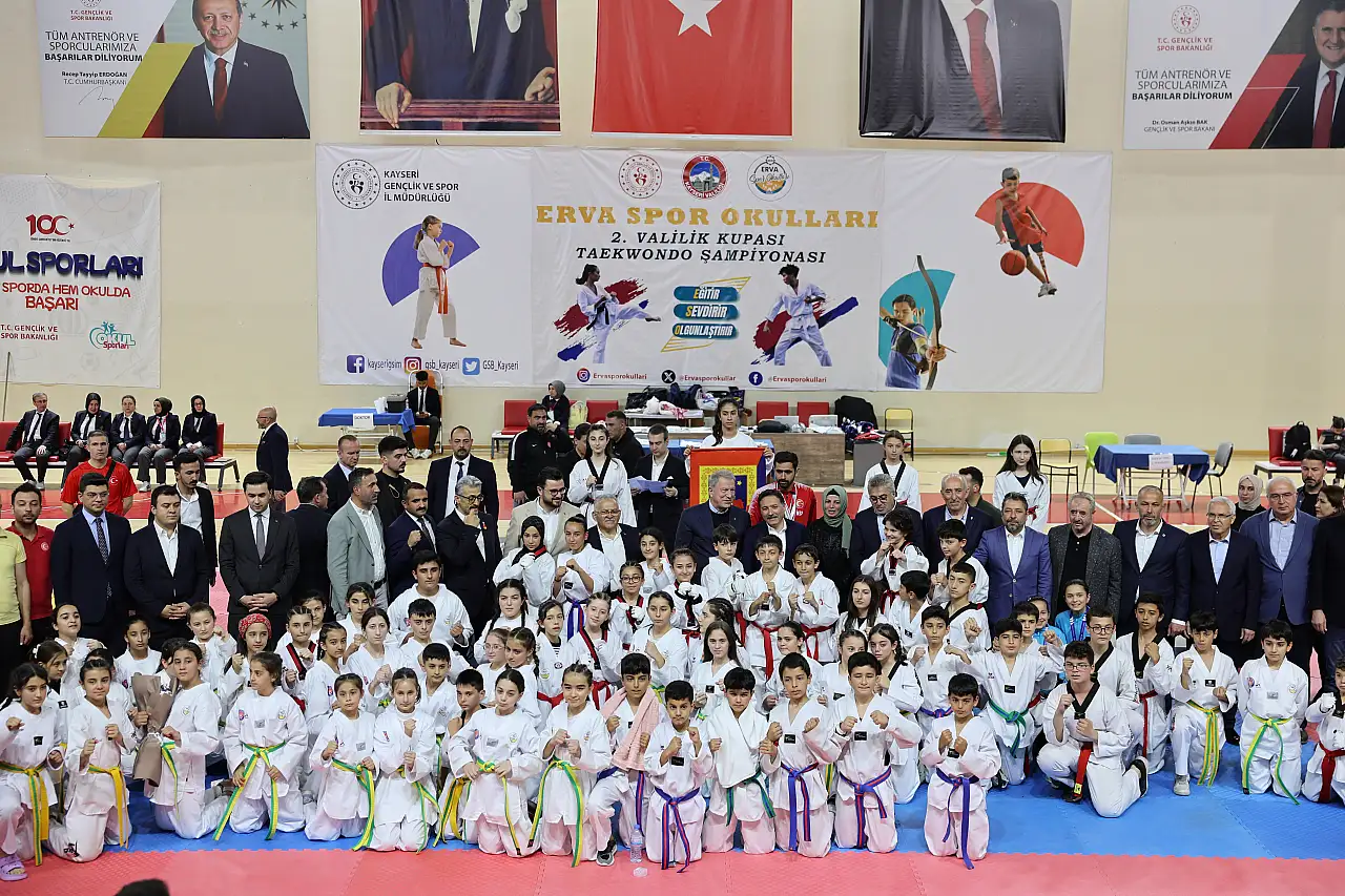 Bir annenin feryadı 16 bin gence umut oldu