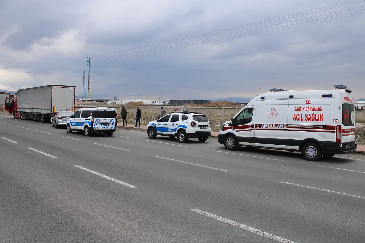 Kayseri'de oldu! Tırın altında ölü bulundu