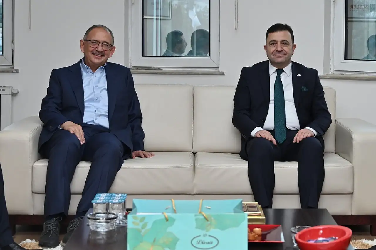 OSB seçimi sonrası dikkat çeken hamle! Yalçın'dan Özhaseki'ye sürpriz ziyaret