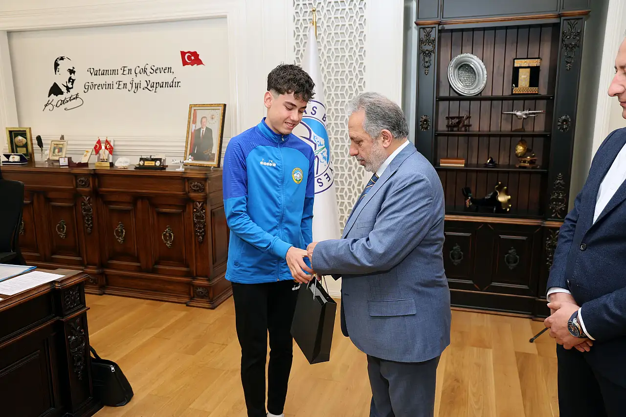 Kayserili sporcu 130'a kaldı!