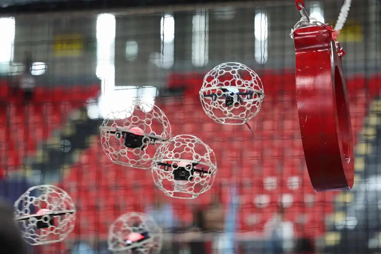 Kayseri'de nefes kesen Drone Soccer şampiyonası
