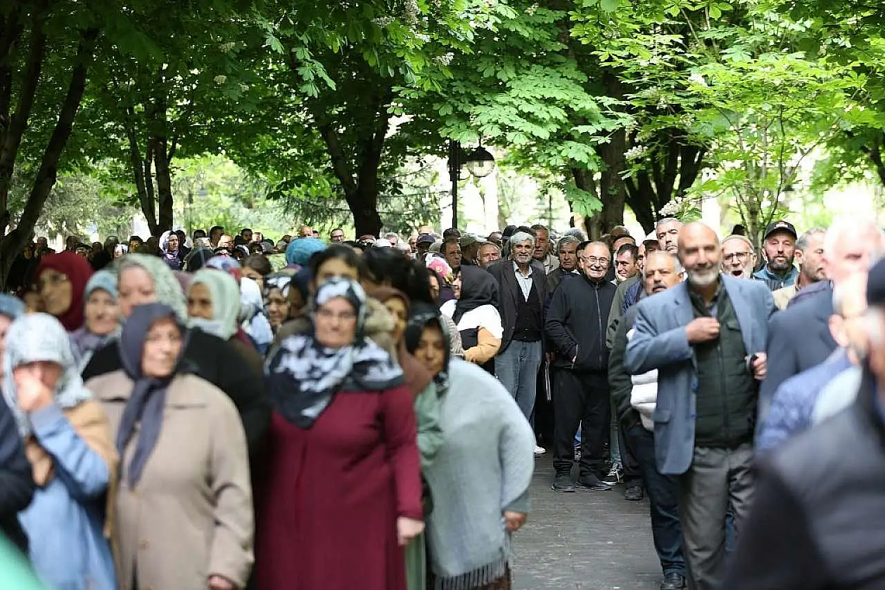 Kocasinan'dan müjde: Ücretsiz domates fidesi dağıtım tarihi netleşti