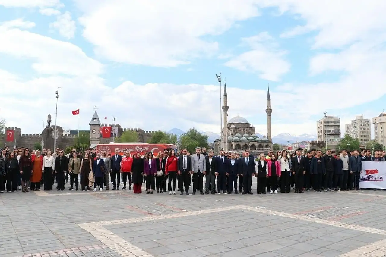 Kayseri'de 19 Mayıs heyecanı: Gençlik Haftası başladı