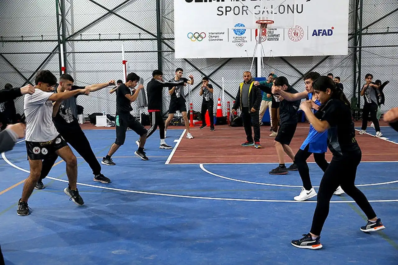 Kayseri'de karate öğrenmek isteyenler dikkat! kayıtlar başladı